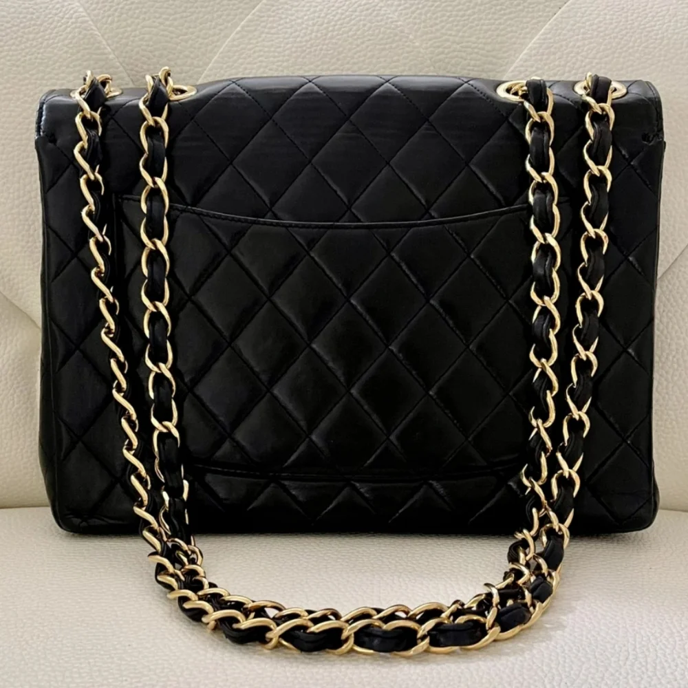 CHANEL cross body - Picture 3 of 9